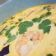 „Tom Kha Gung“ – Thailändische Zitronengrassuppe mit Kokosmilch, Garnelen und Duftreis